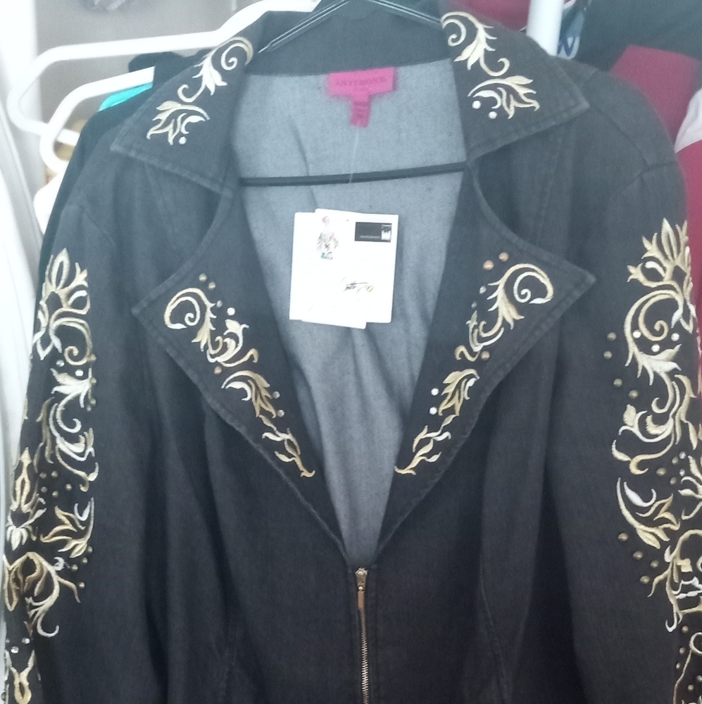 Anthony's originals size 16 women black denim jacket.